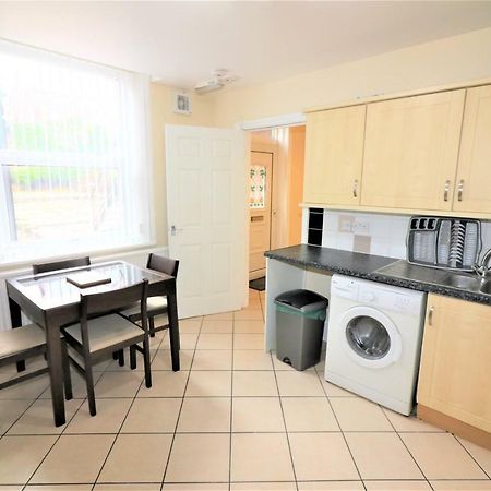 Marley Mansion Apartments - Borough バーケンヘッド エクステリア 写真