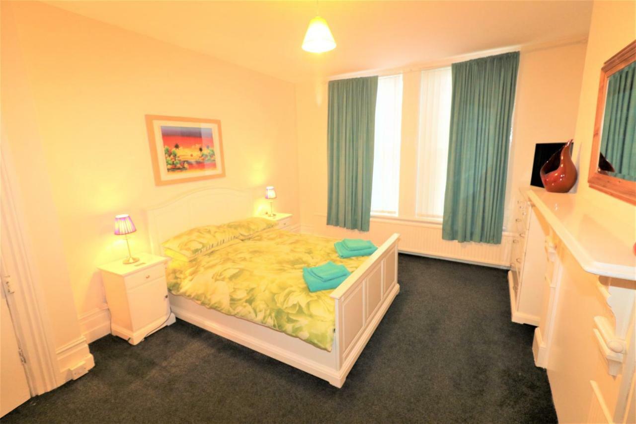 Marley Mansion Apartments - Borough バーケンヘッド エクステリア 写真